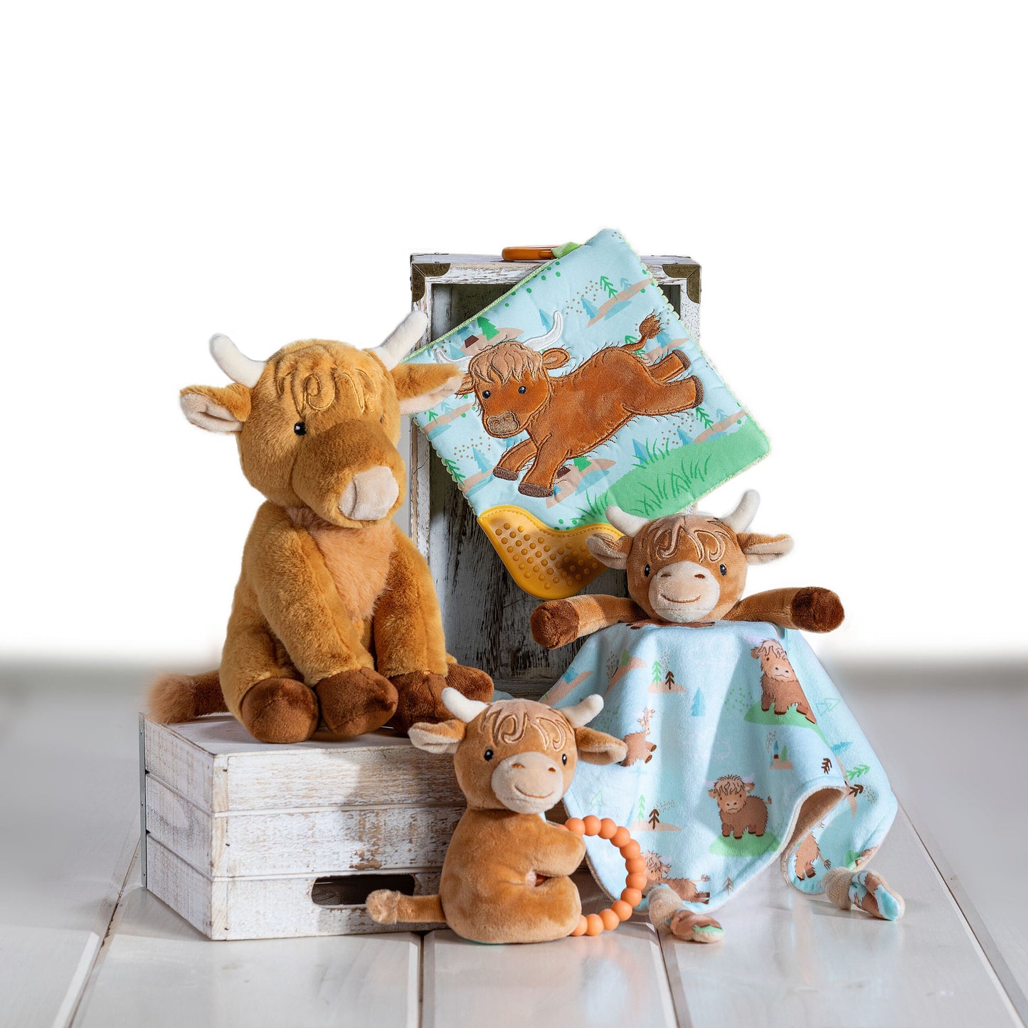 Hetty Highland Cow Teether Rattle – 6″