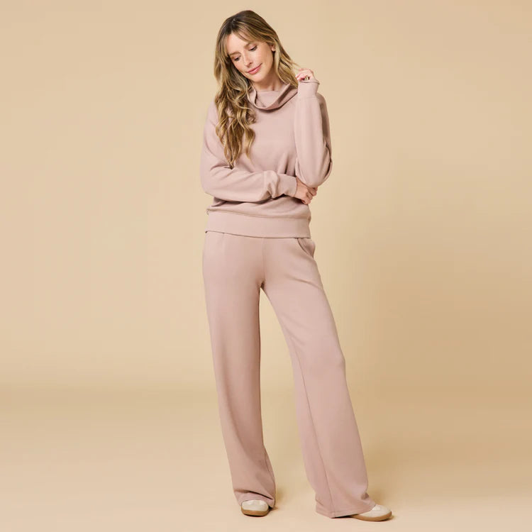 Dream Tech Cowl Neck with Pleat Pant Coco