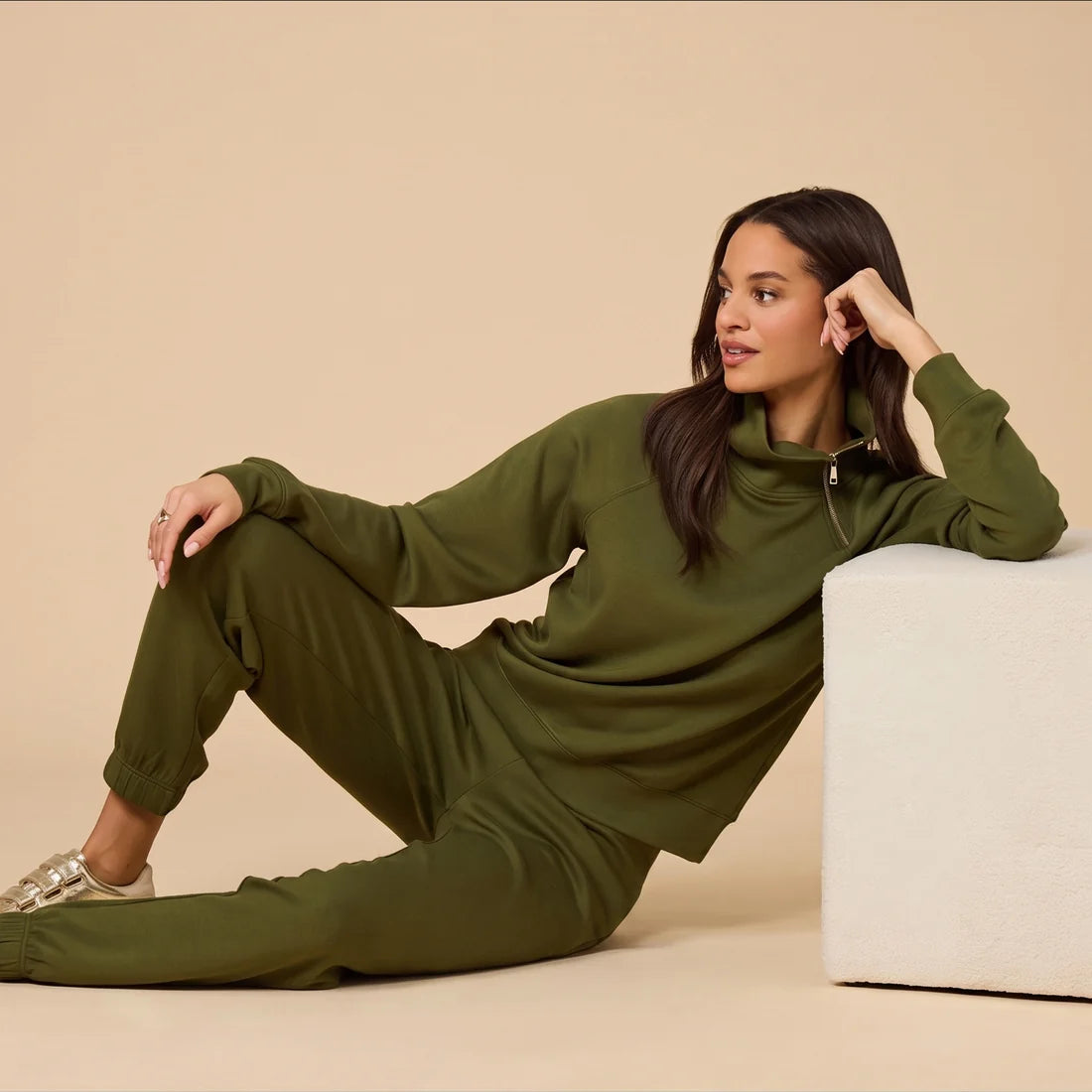 DreamTech Zip Mock Neck with Ankle Pant- Olive