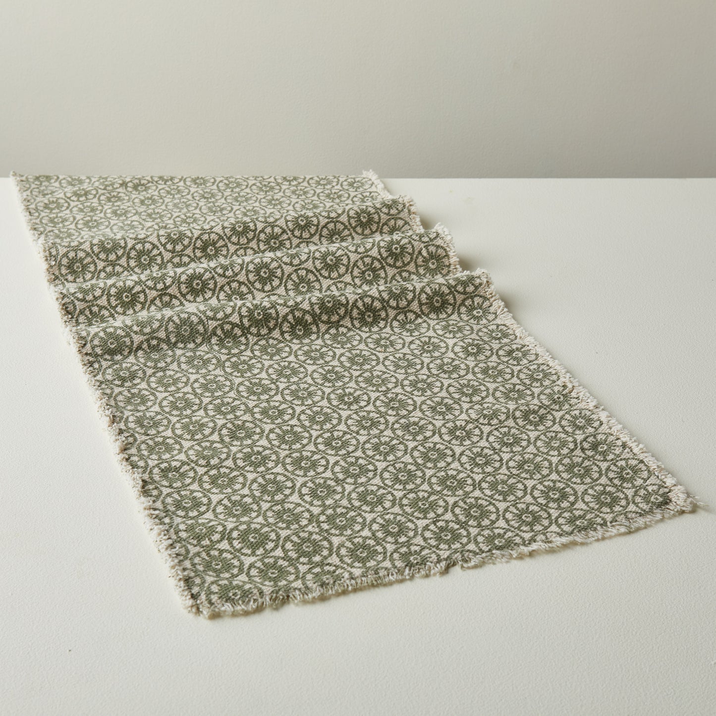 Natural Garden Print Table Runner